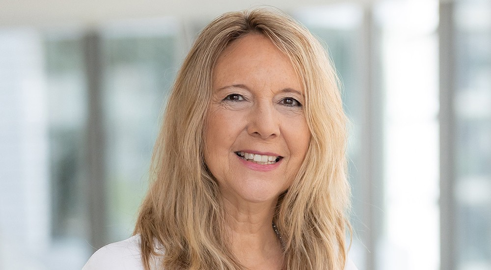 Claudia Pfizenmaier, Immobilienmaklerin