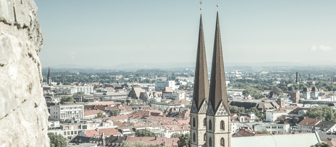 Blick auf Neustädter Marienkirche und Bielefeld